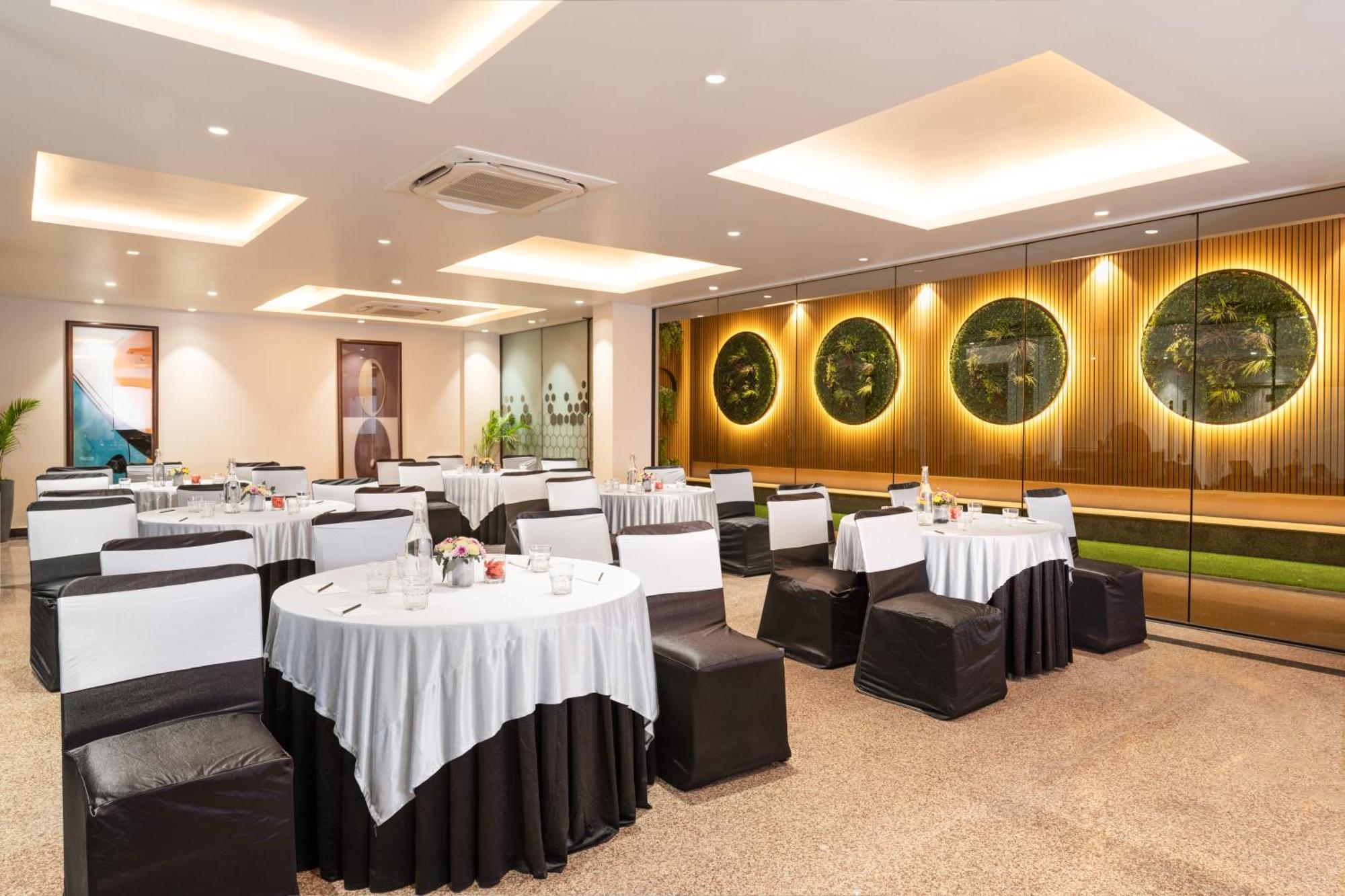 Foxtrail, Sector 42 - Am Hotel Kollection Gurgaon Zewnętrze zdjęcie